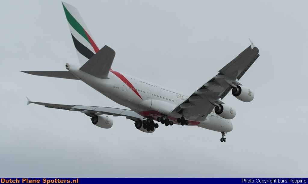A6-EED Airbus A380-800 Emirates by Lars Pepping