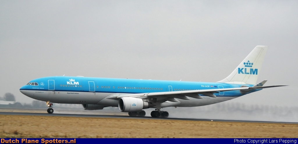 PH-AOF Airbus A330-200 KLM Royal Dutch Airlines by Lars Pepping