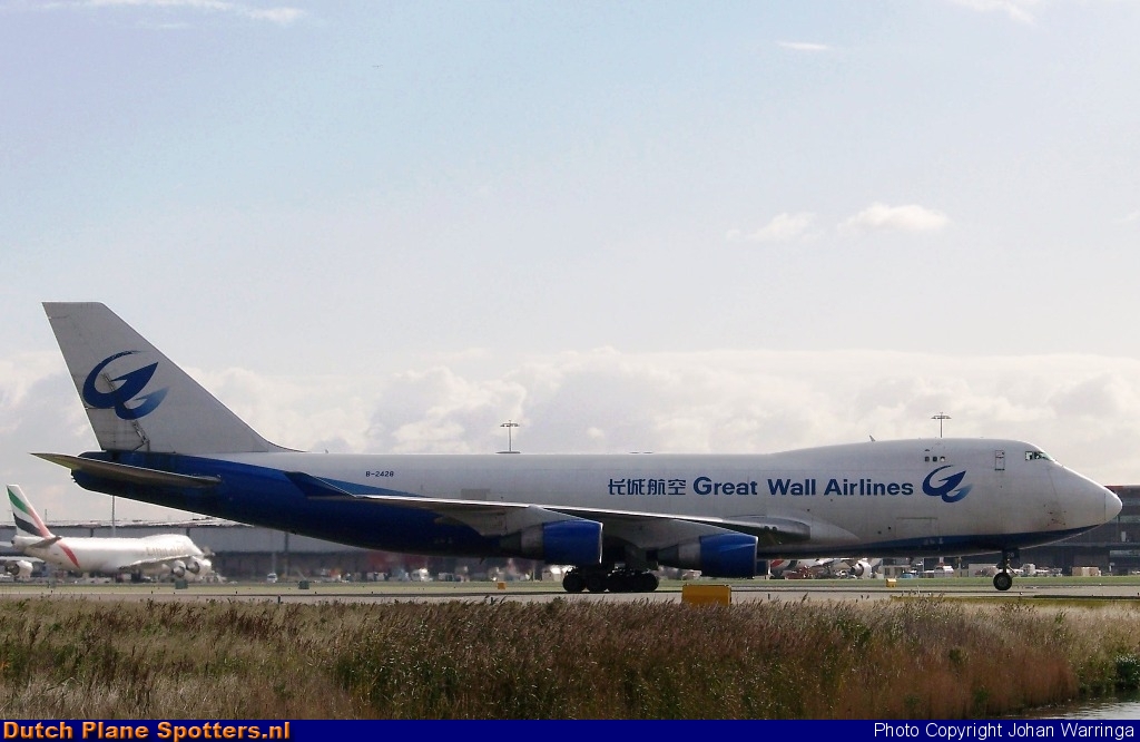 B-2428 Boeing 747-400 Great Wall Airlines by Johan Warringa