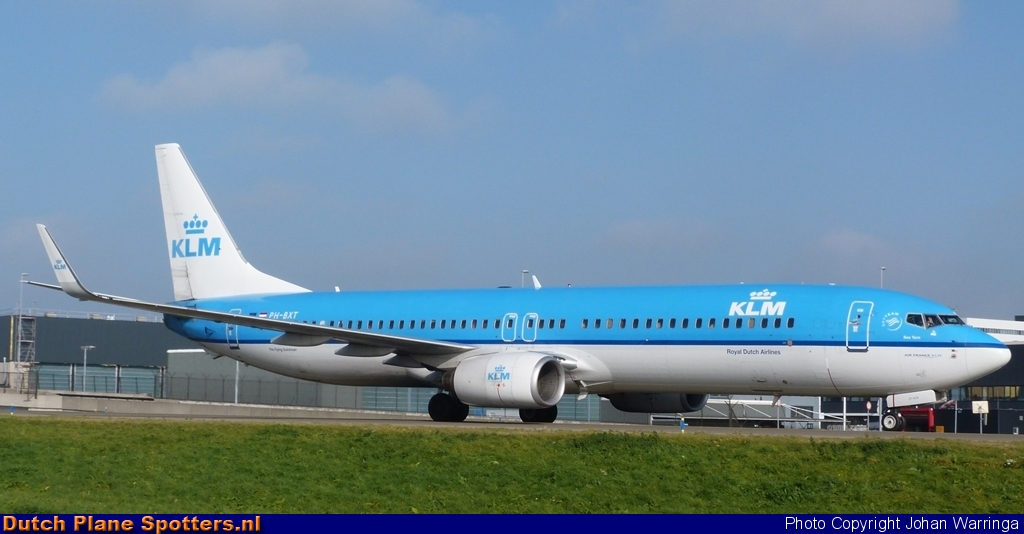 PH-BXT Boeing 737-900 KLM Royal Dutch Airlines by Johan Warringa