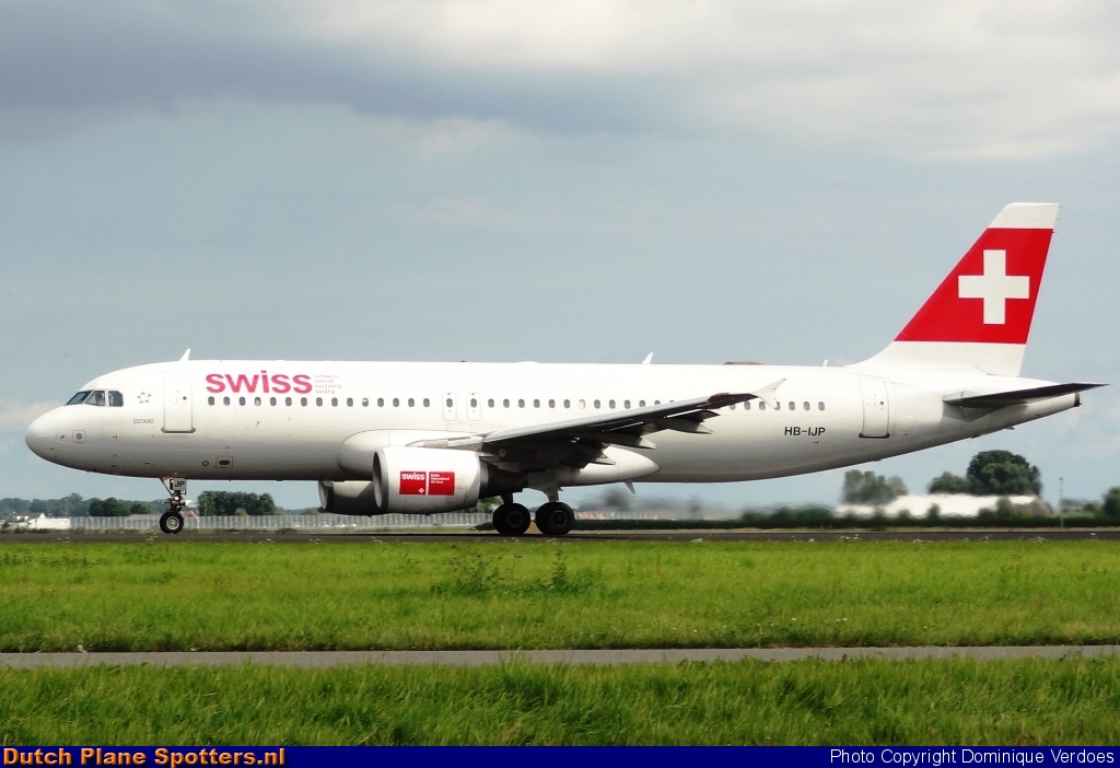 HB-IJP Airbus A320 Swiss International Air Lines by Dominique Verdoes