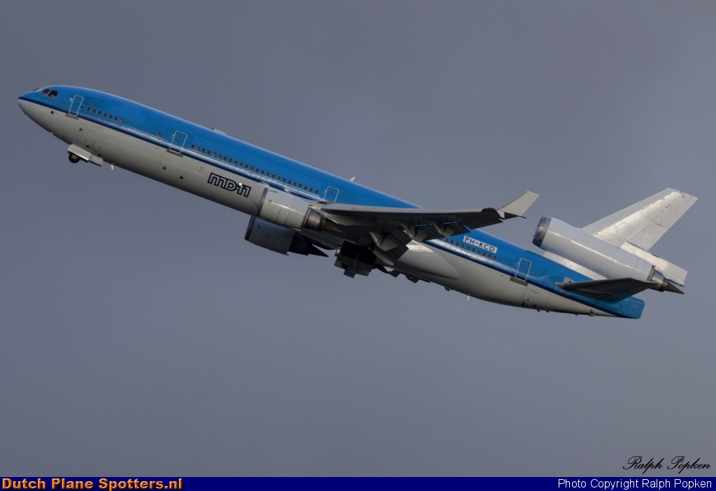 PH-KCD McDonnell Douglas MD-11 KLM Royal Dutch Airlines by Ralph Popken