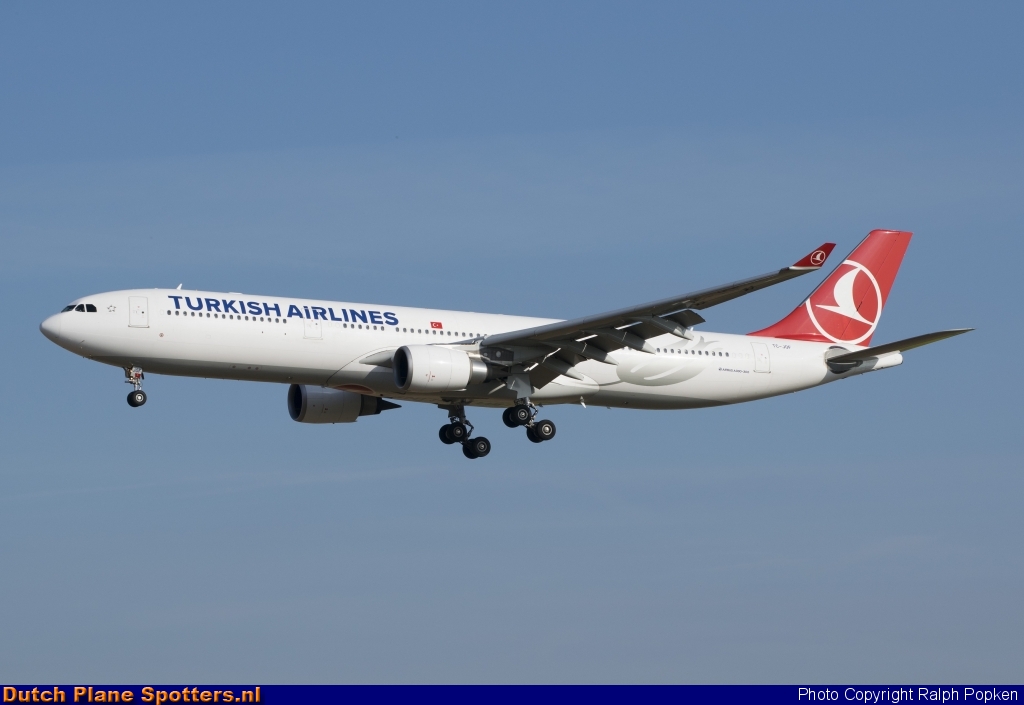 TC-JOF Airbus A330-300 Turkish Airlines by Ralph Popken