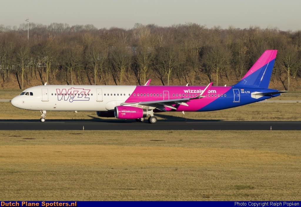 HA-LTG Airbus A321 Wizz Air by Ralph Popken
