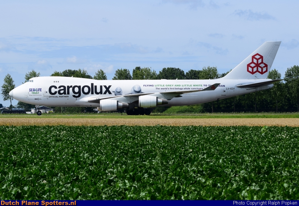 LX-ECV Boeing 747-400 Cargolux by Ralph Popken