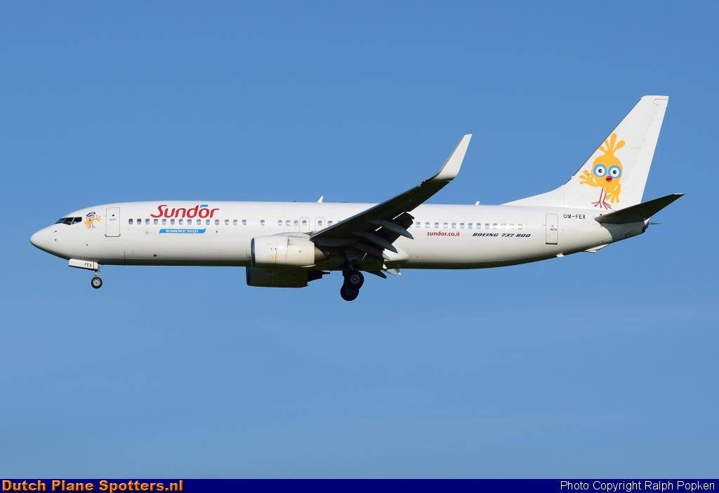 OM-FEX Boeing 737-800 AirExplore (Sun d'Or) by Ralph Popken