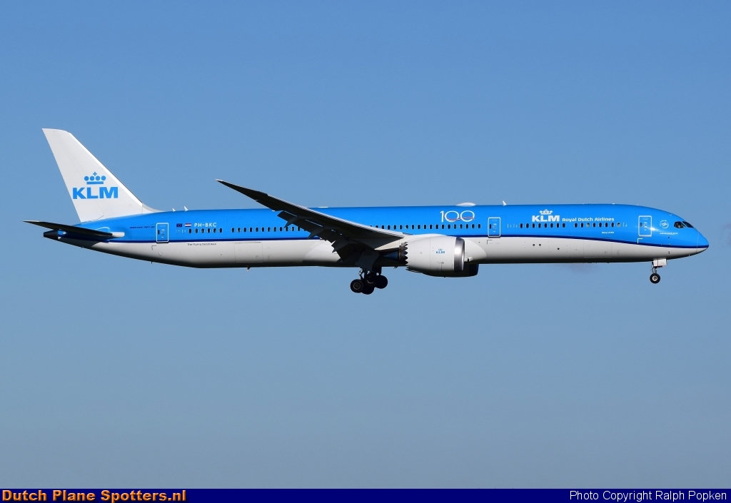 PH-BKC Boeing 787-10 Dreamliner KLM Royal Dutch Airlines by Ralph Popken