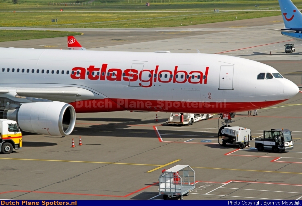TC-AGF Airbus A330-200 AtlasGlobal by Bjorn vd Moosdijk