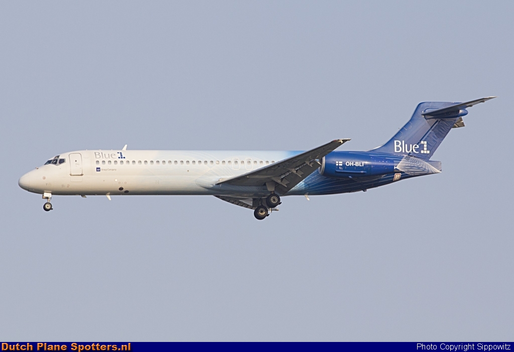 OH-BLI Boeing 717-200 Blue1 by Sippowitz