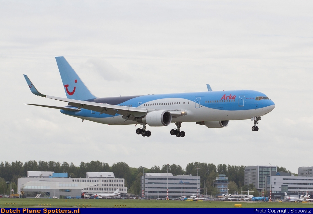 PH-OYI Boeing 767-300 ArkeFly by Sippowitz