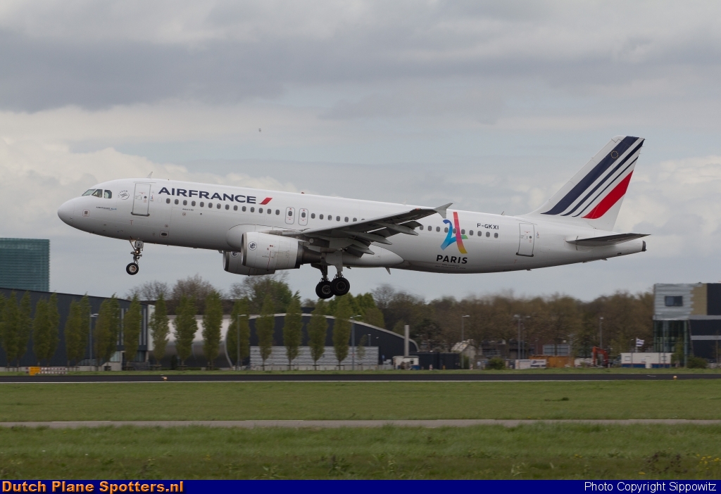 F-GKXI Airbus A320 Air France by Sippowitz