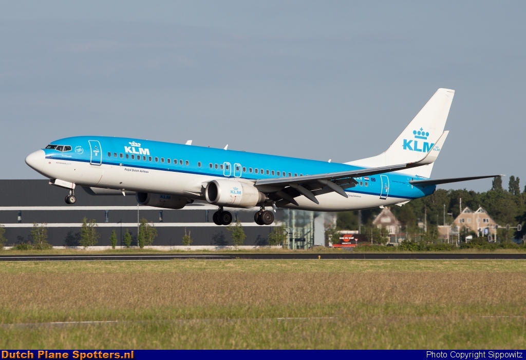 PH-BXV Boeing 737-800 KLM Royal Dutch Airlines by Sippowitz