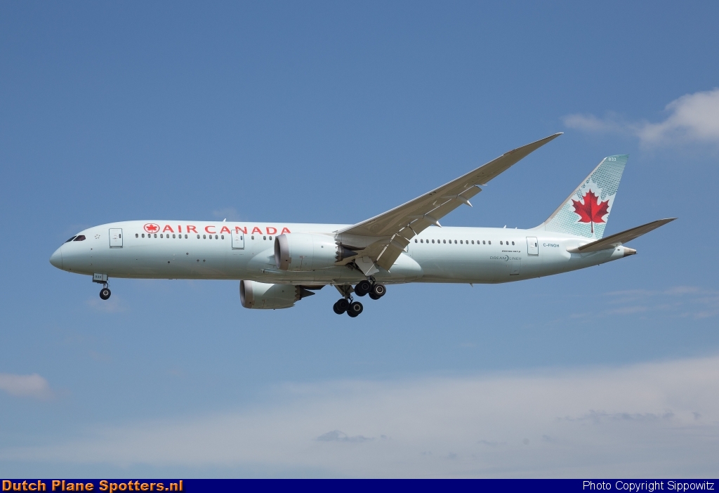 C-FNOH Boeing 787-9 Dreamliner Air Canada by Sippowitz