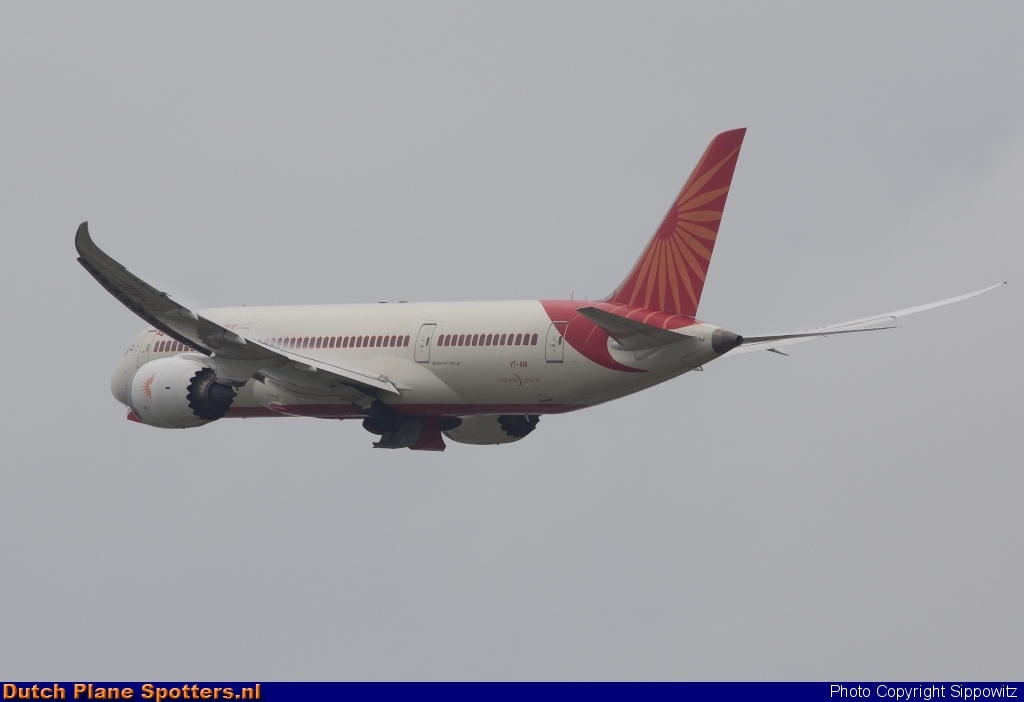 VT-ANI Boeing 787-8 Dreamliner Air India by Sippowitz