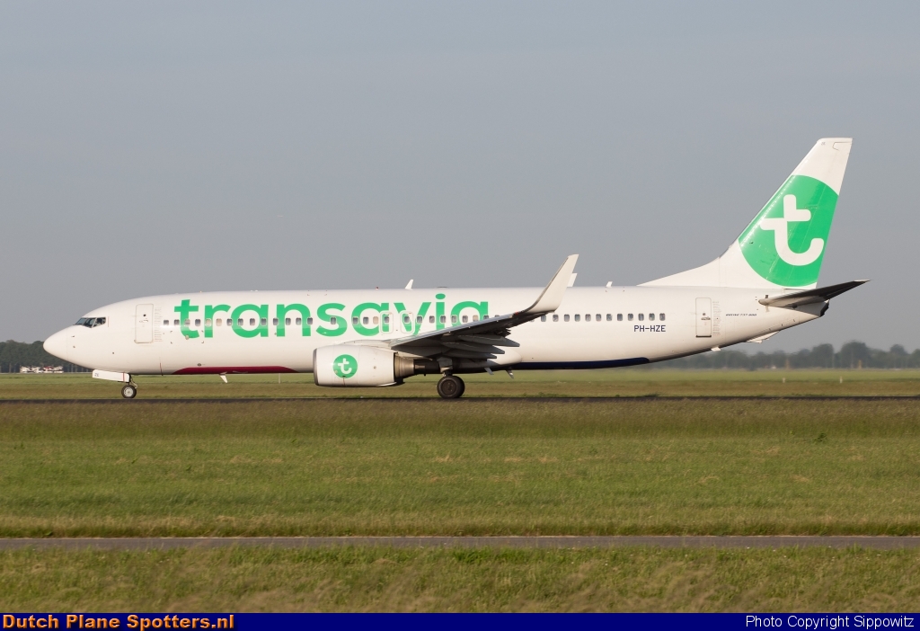 PH-HZE Boeing 737-800 Transavia by Sippowitz