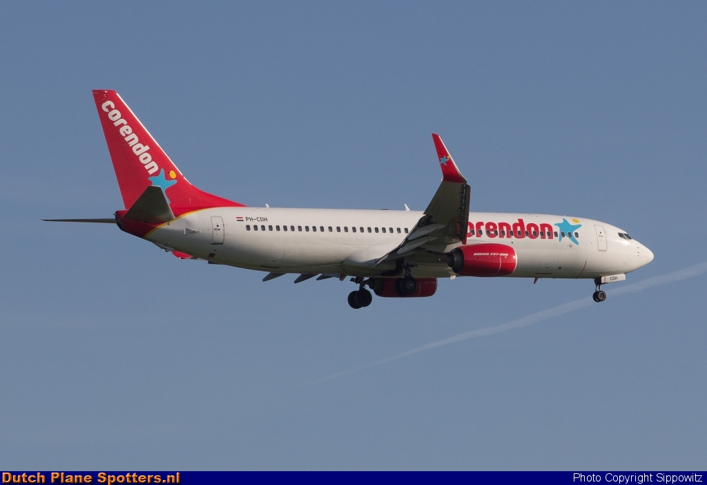 PH-CDH Boeing 737-800 Corendon Dutch Airlines by Sippowitz