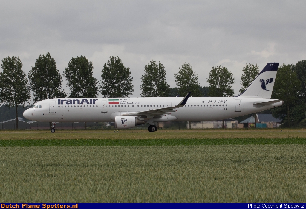 EP-IFA Airbus A321 Iran Air by Sippowitz