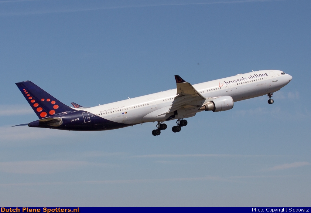 OO-SFM Airbus A330-300 Brussels Airlines by Sippowitz