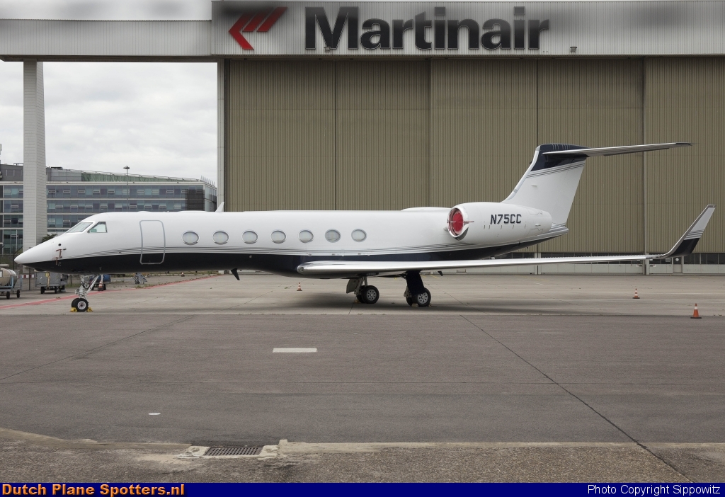 N75CC Gulfstream G550 Private by Sippowitz