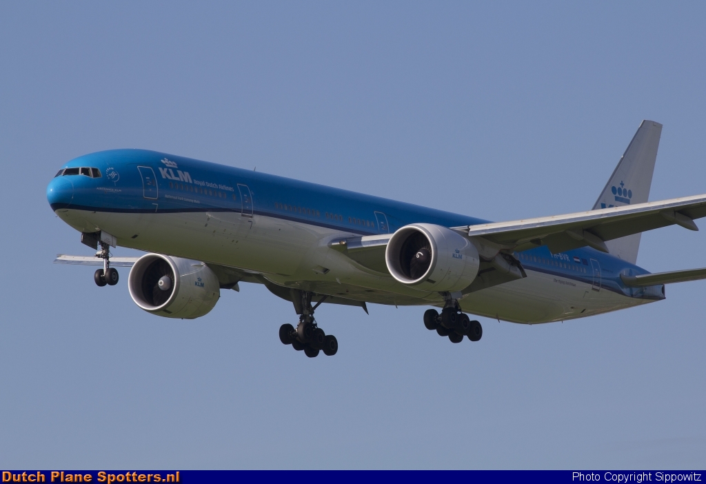 PH-BVR Boeing 777-300 KLM Royal Dutch Airlines by Sippowitz
