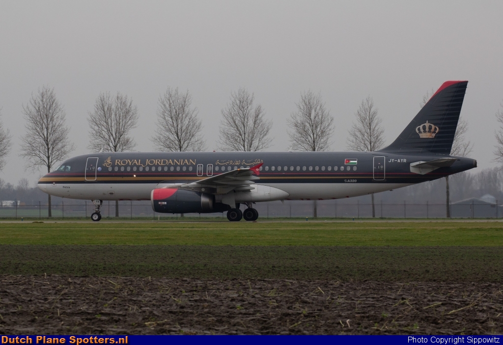 JY-AYR Airbus A320 Royal Jordanian Airlines by Sippowitz