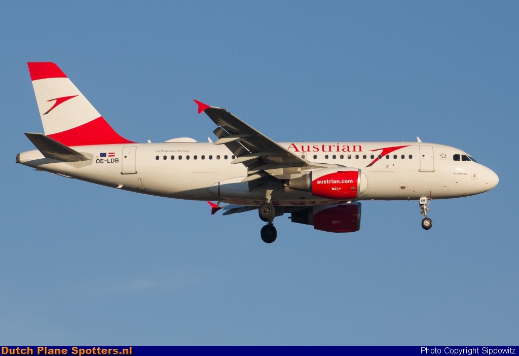 OE-LDB Airbus A319 Austrian Airlines by Sippowitz