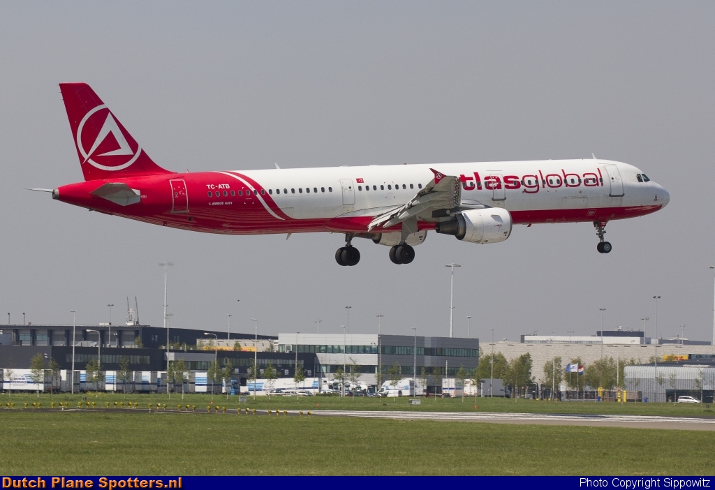 TC-ATB Airbus A321 AtlasGlobal by Sippowitz