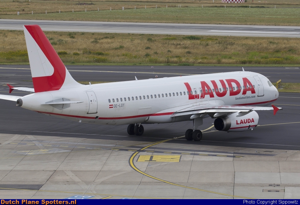 OE-LOY Airbus A320 LaudaMotion by Sippowitz