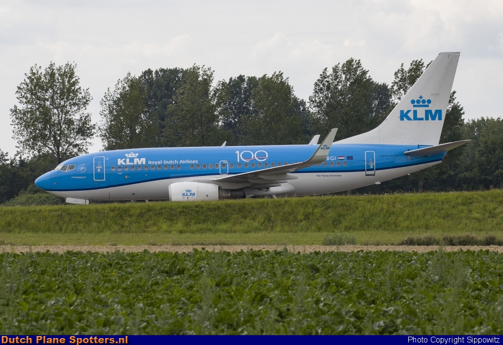 PH-BGI Boeing 737-700 KLM Royal Dutch Airlines by Sippowitz