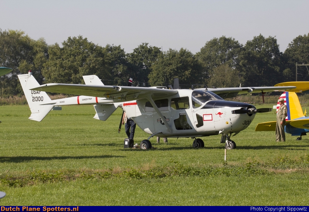 N590D Cessna O-2A Skymaster Private by Sippowitz