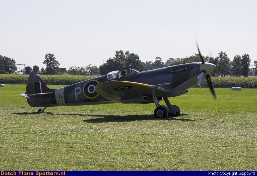 G-CGYJ Supermarine Spitfire Mk.XI Private by Sippowitz