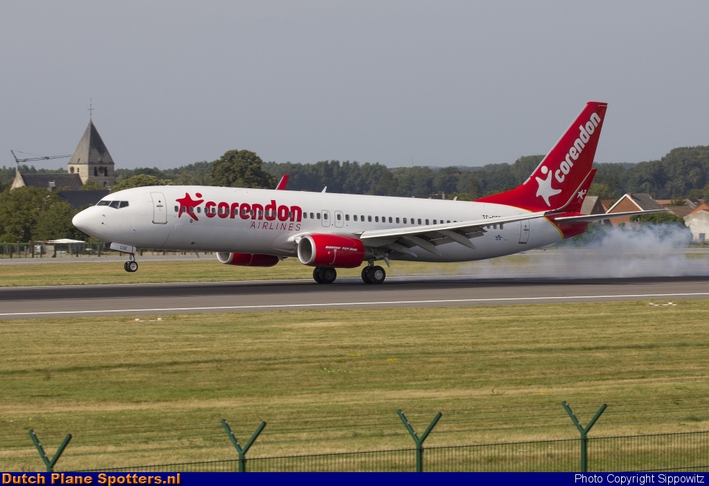 TC-COE Boeing 737-800 Corendon Airlines by Sippowitz