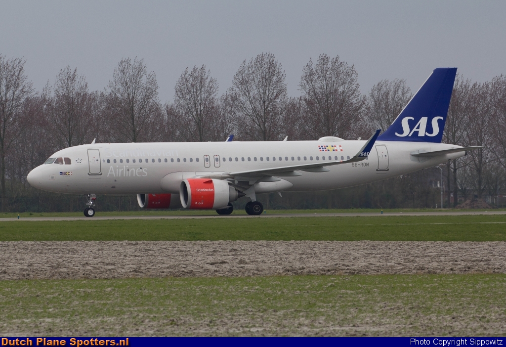 SE-RON Airbus A320neo SAS Scandinavian Airlines by Sippowitz