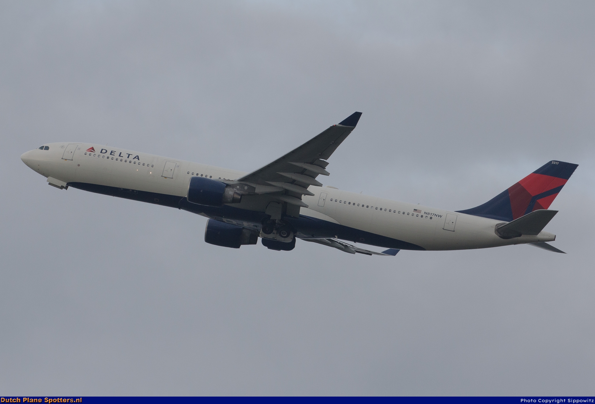 N817NW Airbus A330-300 Delta Airlines by Sippowitz