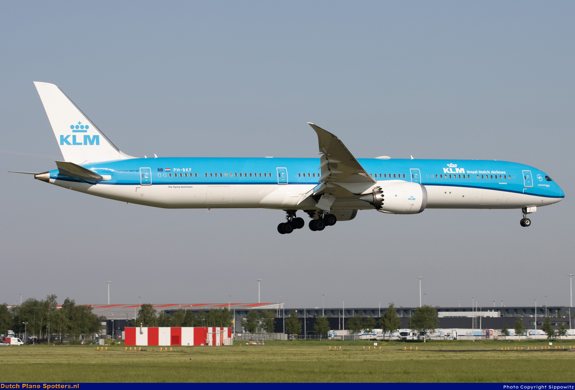 PH-BKF Boeing 787-10 Dreamliner KLM Royal Dutch Airlines by Sippowitz