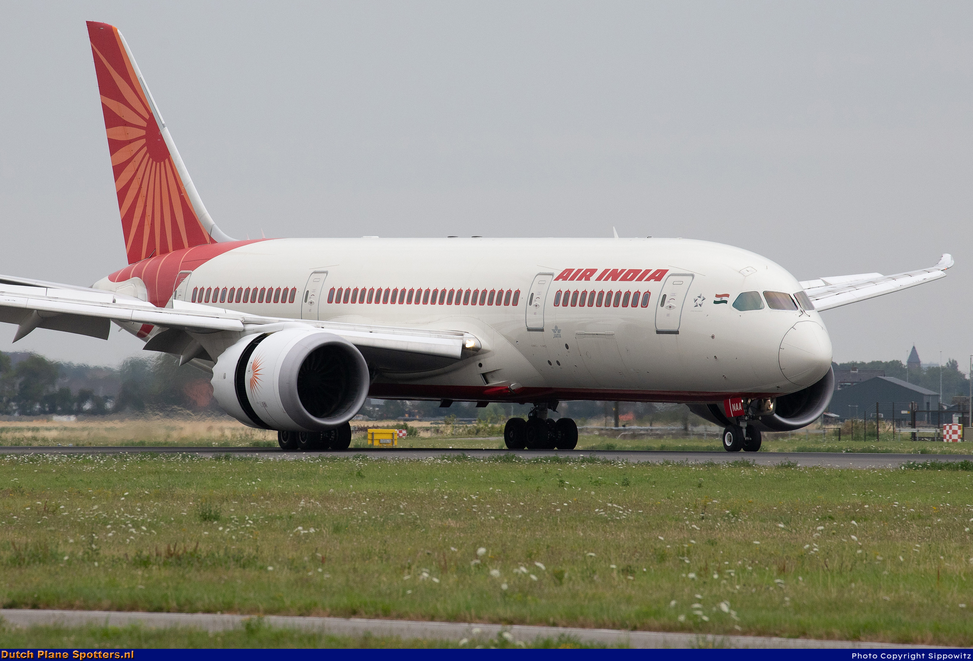 VT-NAA Boeing 787-8 Dreamliner Air India by Sippowitz