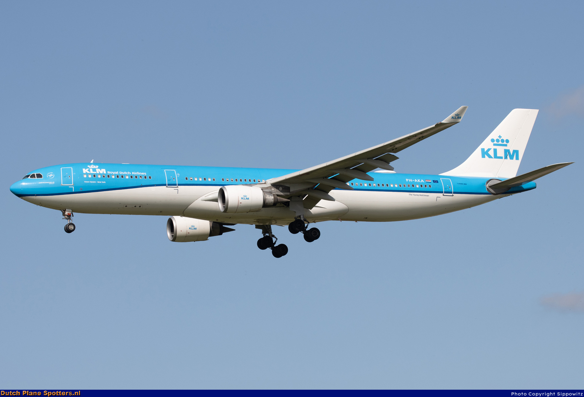 PH-AKA Airbus A330-300 KLM Royal Dutch Airlines by Sippowitz