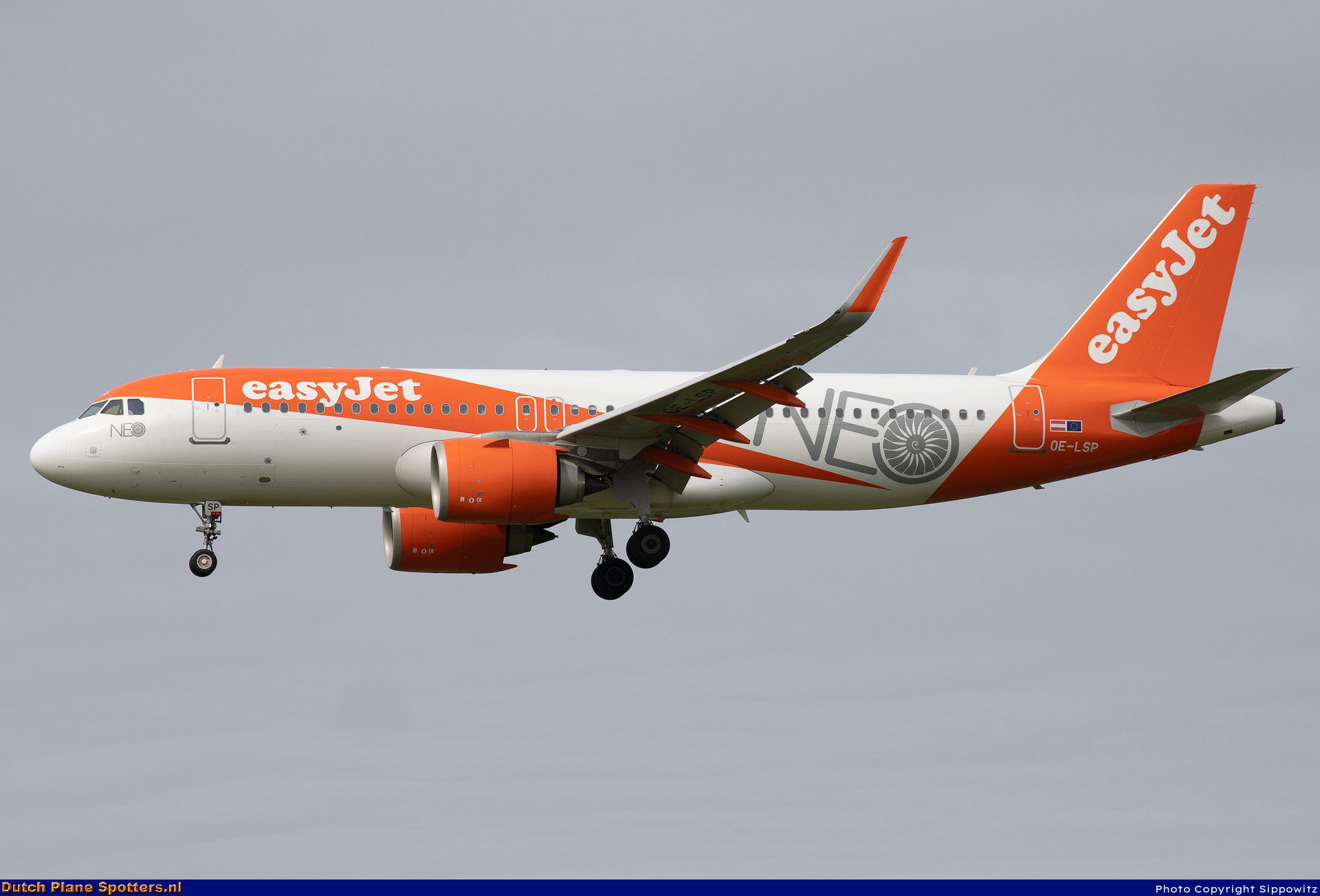 OE-LSP Airbus A320neo easyJet Europe by Sippowitz