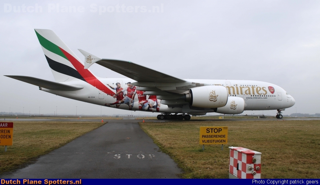 A6-EUA Airbus A380-800 Emirates by patrick geers