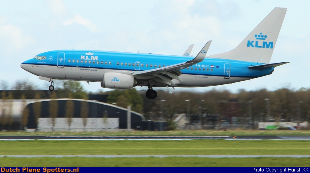 PH-BGT Boeing 737-700 KLM Royal Dutch Airlines by HansFXX
