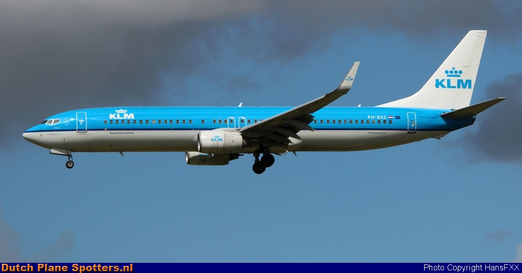 PH-BXS Boeing 737-900 KLM Royal Dutch Airlines by HansFXX
