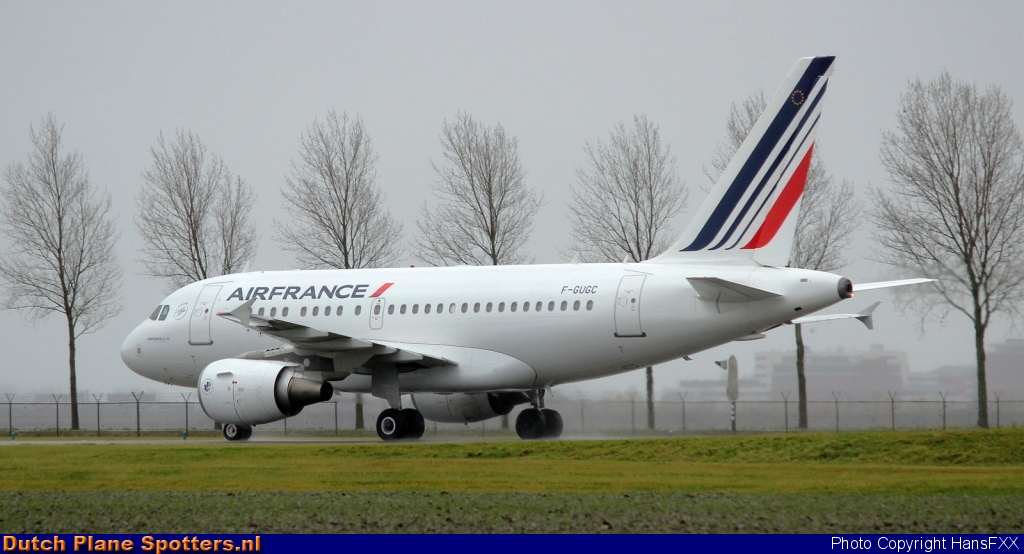 F-GUGC Airbus A318 Air France by HansFXX