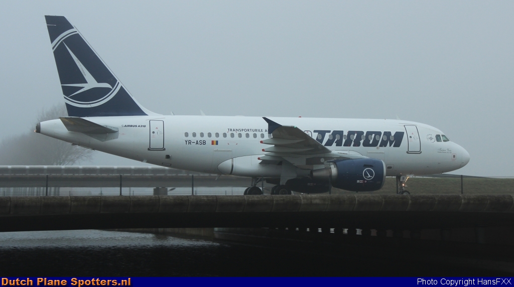 YR-ASB Airbus A318 TAROM by HansFXX