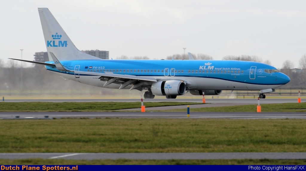 PH-HSD Boeing 737-800 KLM Royal Dutch Airlines by HansFXX