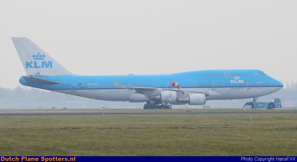 PH-BFB Boeing 747-400 KLM Royal Dutch Airlines by HansFXX