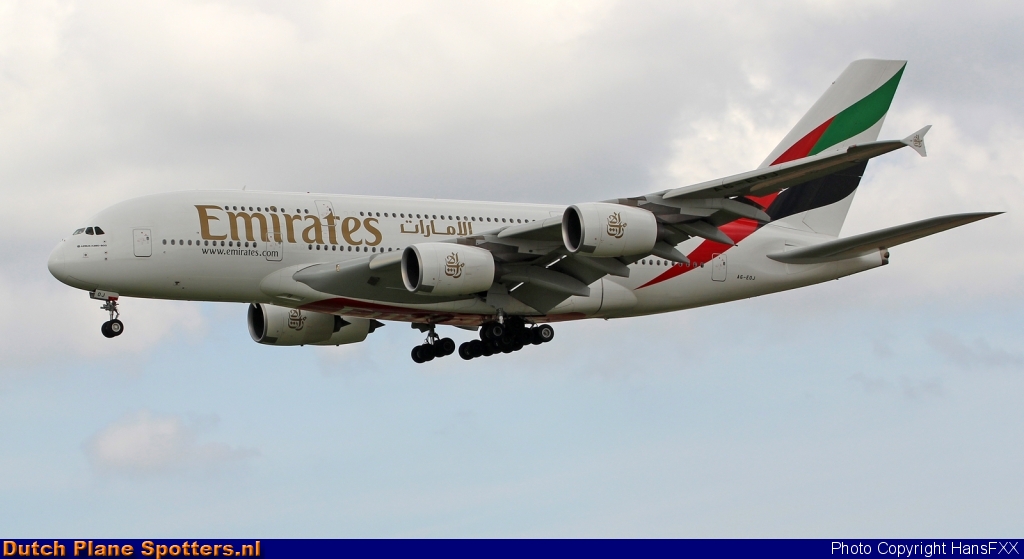 A6-EOJ Airbus A380-800 Emirates by HansFXX
