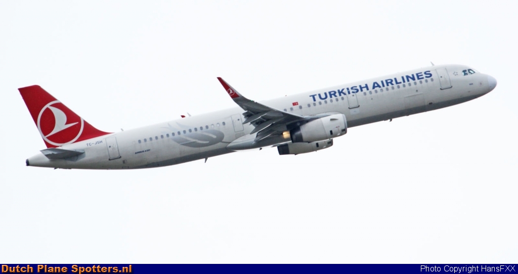 TC-JSH Airbus A321 Turkish Airlines by HansFXX