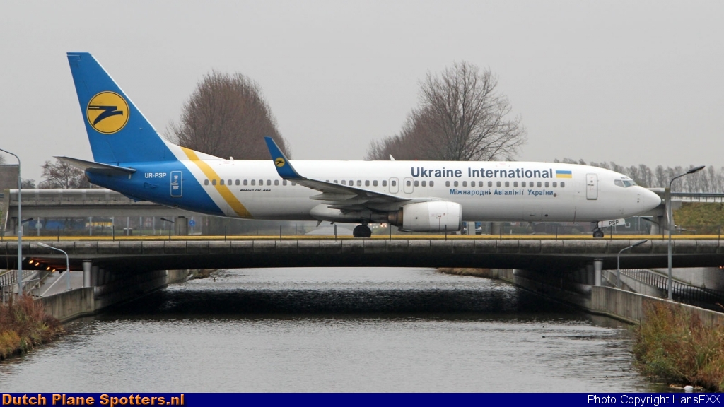 UR-PSP Boeing 737-800 Ukraine International Airlines by HansFXX