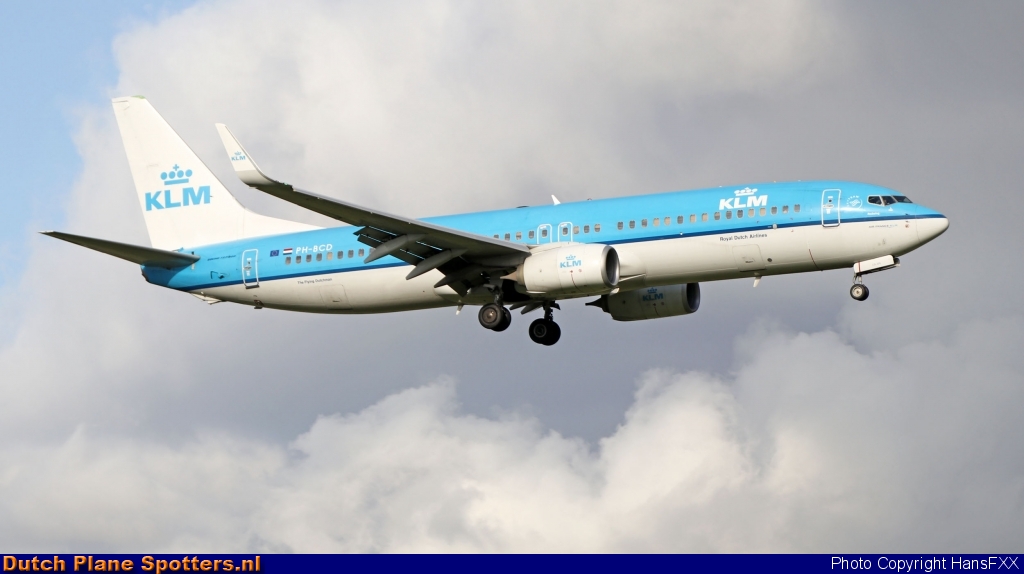 PH-BCD Boeing 737-800 KLM Royal Dutch Airlines by HansFXX