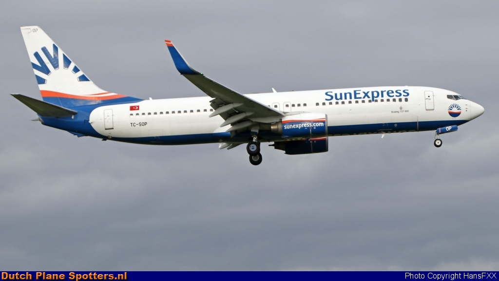 TC-SOP Boeing 737-800 SunExpress by HansFXX